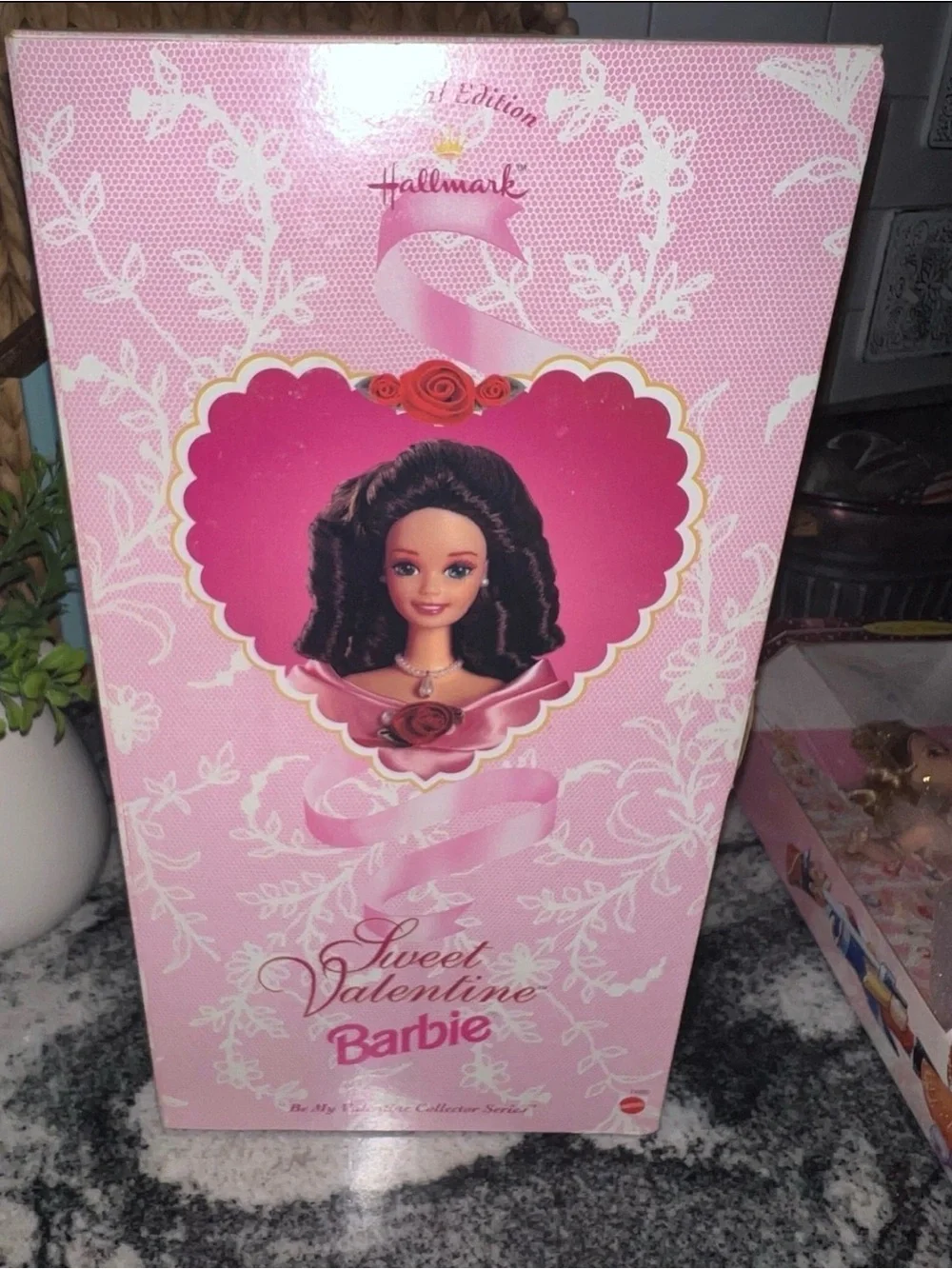 Vintage Mattel Sweet Valentine 1995 Barbie Doll Hallmark Special Edition - Picture 7 of 12